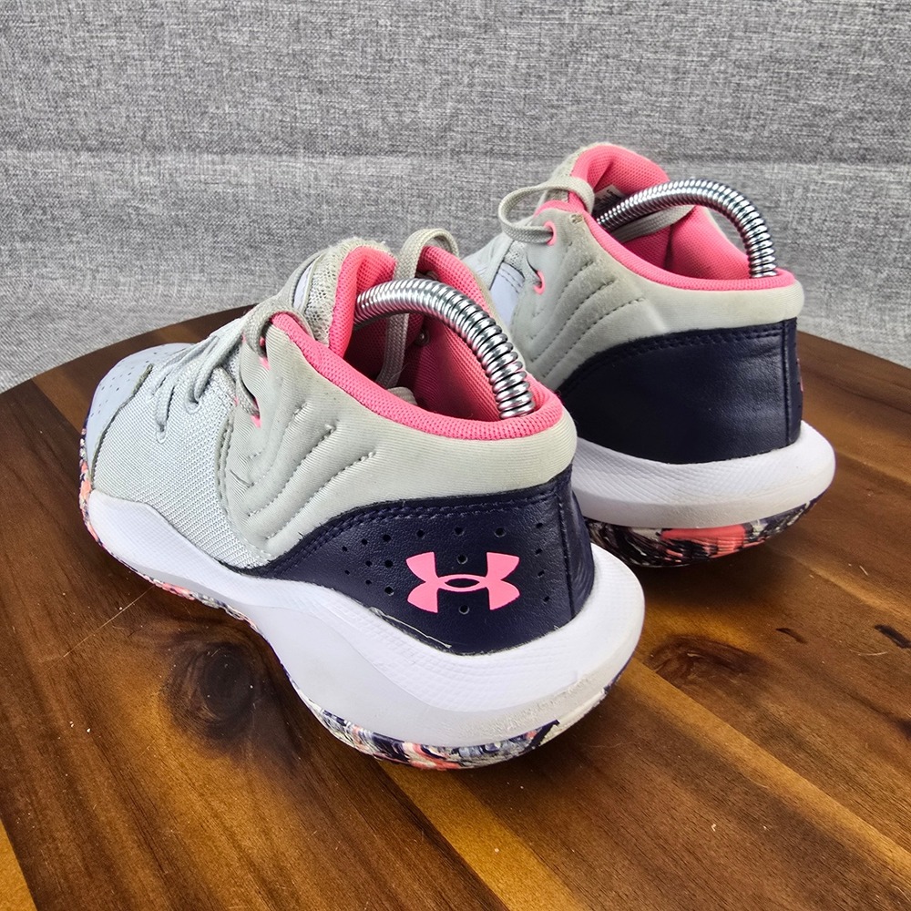 Under‎ Armour Kids Basketball Shoes Gray Pink Youth Size 5.5Y Sneakers - Picture 4 of 14